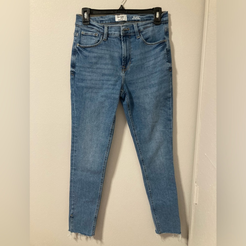 Kensie jeans.